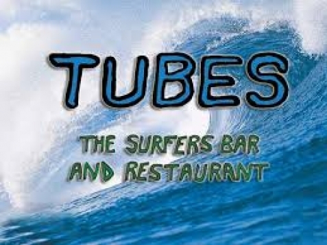 [BALI] Tubes Surfers Bar